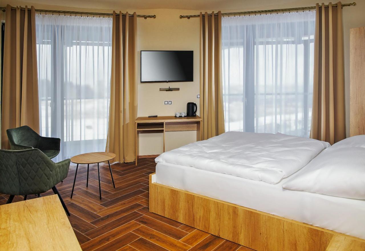 Hotel Dymnik Rumburk Exterior photo